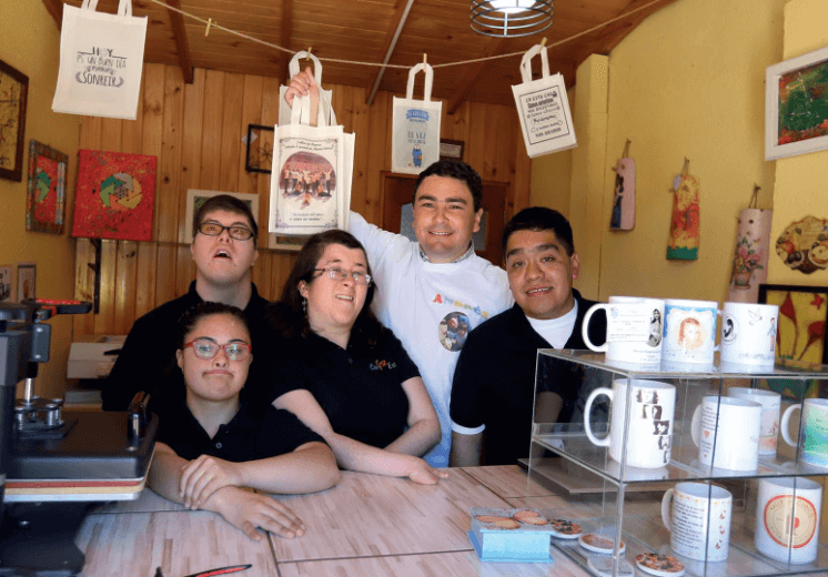 Que hacemos Fundación Hijos de María